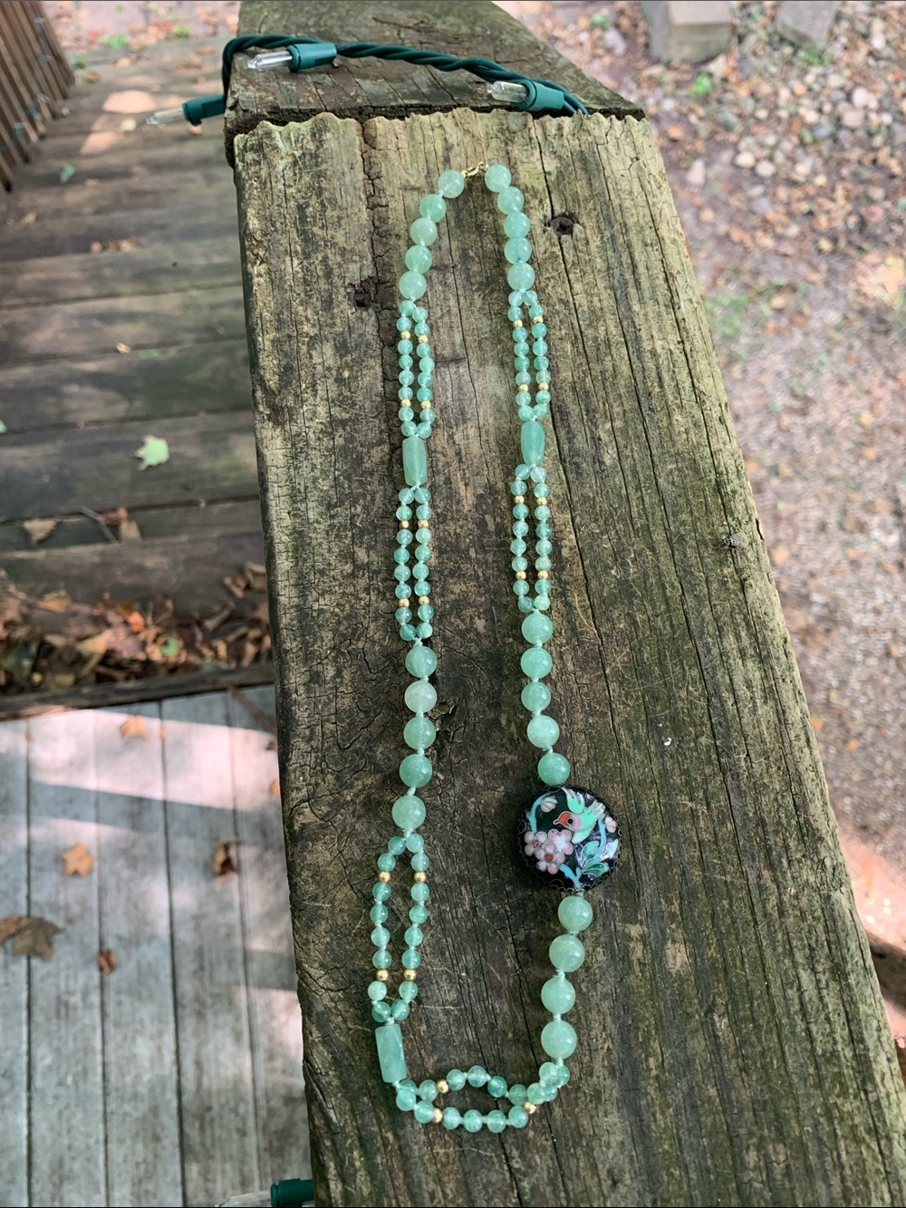 Vintage Aventurine Beaded Necklace with Cloisonné pendant - Picture 7 of 7